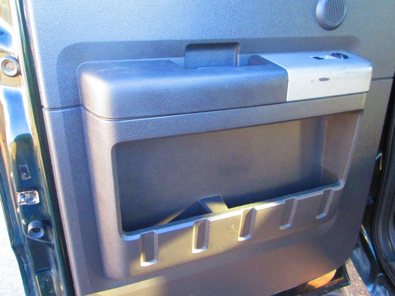 Ford Super Duty F-350 SRW 4WD Crew Cab 156" Lariat 2014