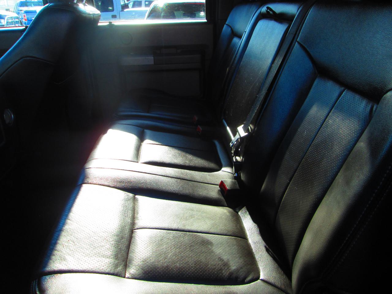 Ford Super Duty F-350 SRW 4WD Crew Cab 156" Lariat 2014