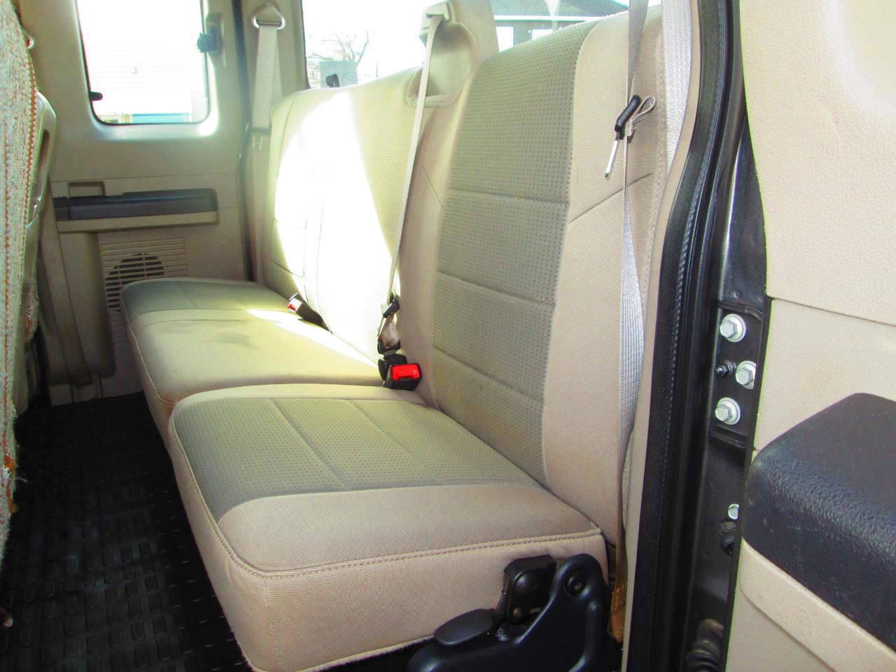 Ford Super Duty F-250 SRW 4WD SuperCab 142" XL 2008