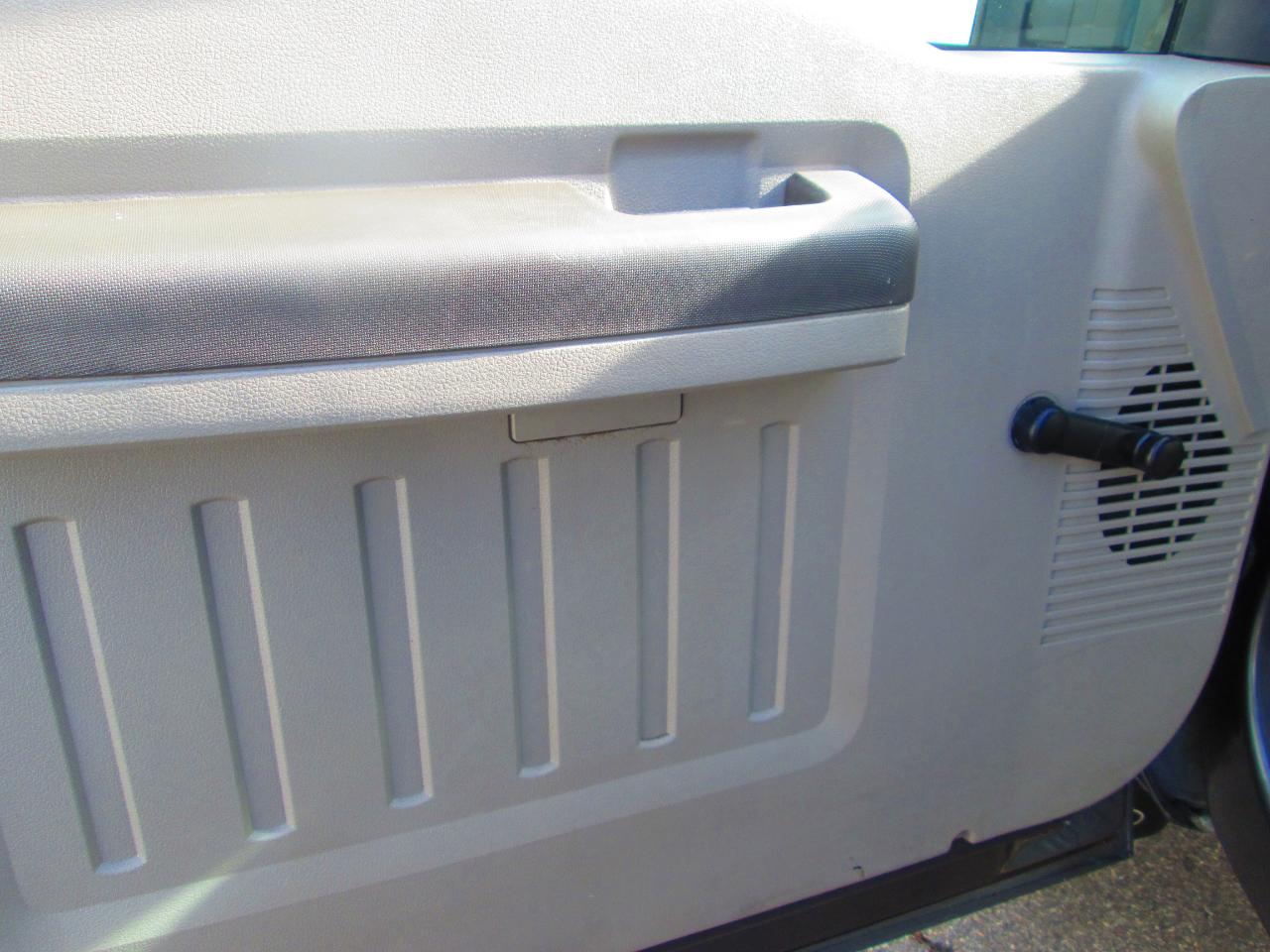 Ford Super Duty F-250 SRW 4WD SuperCab 142" XL 2008