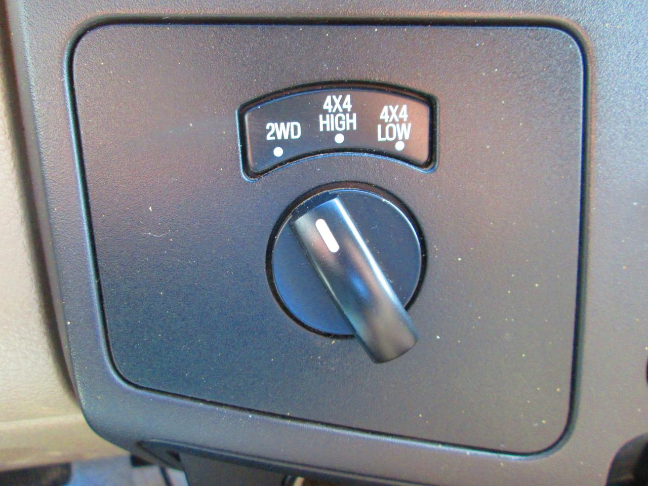 Ford Super Duty F-250 SRW 4WD SuperCab 142" XL 2008