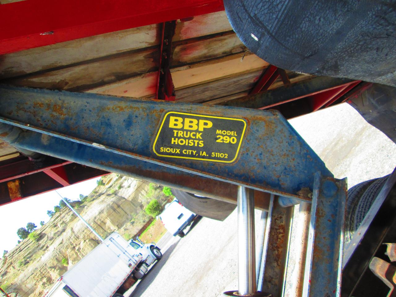 GMC Sierra 3500 Reg Cab 161.5" WB, 84.9" CA WT 2004