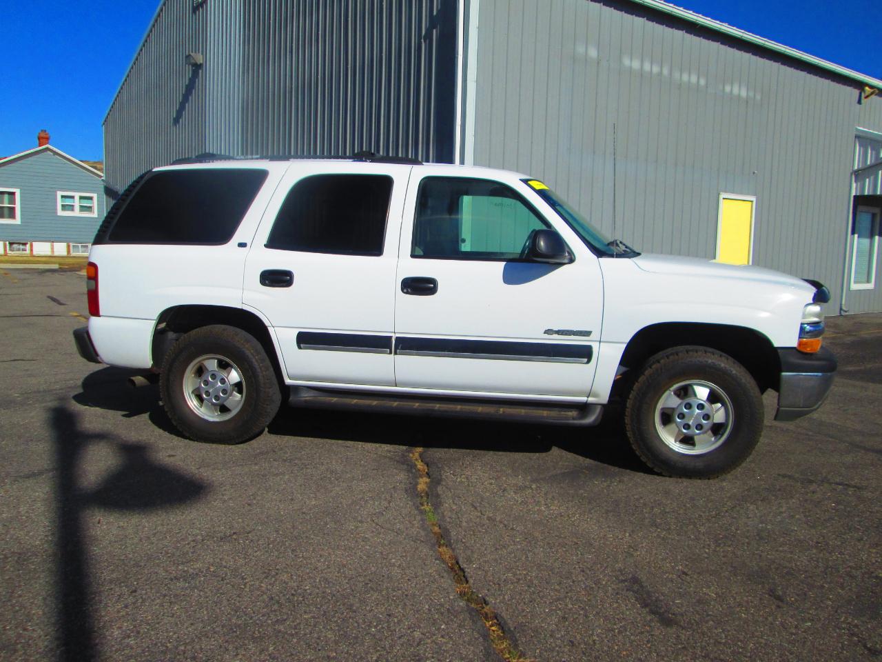 2000 Chevrolet New Tahoe 4dr 4WD LS