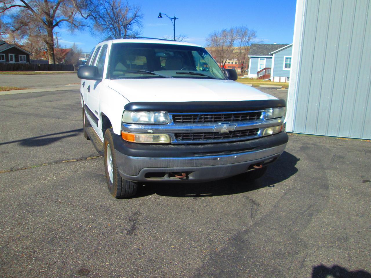 Chevrolet New Tahoe 4dr 4WD LS 2000