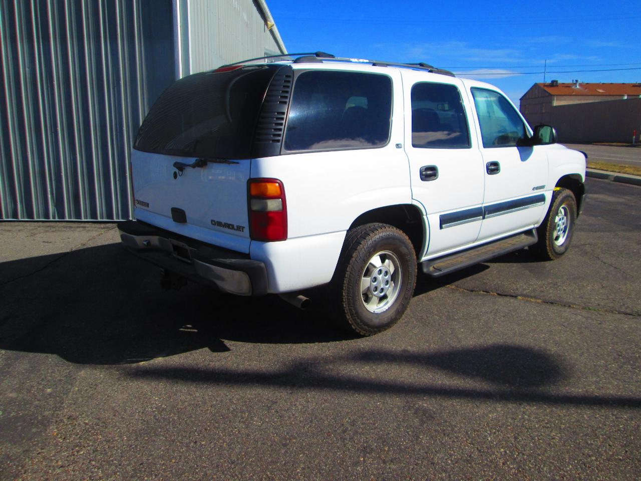 Chevrolet New Tahoe 4dr 4WD LS 2000