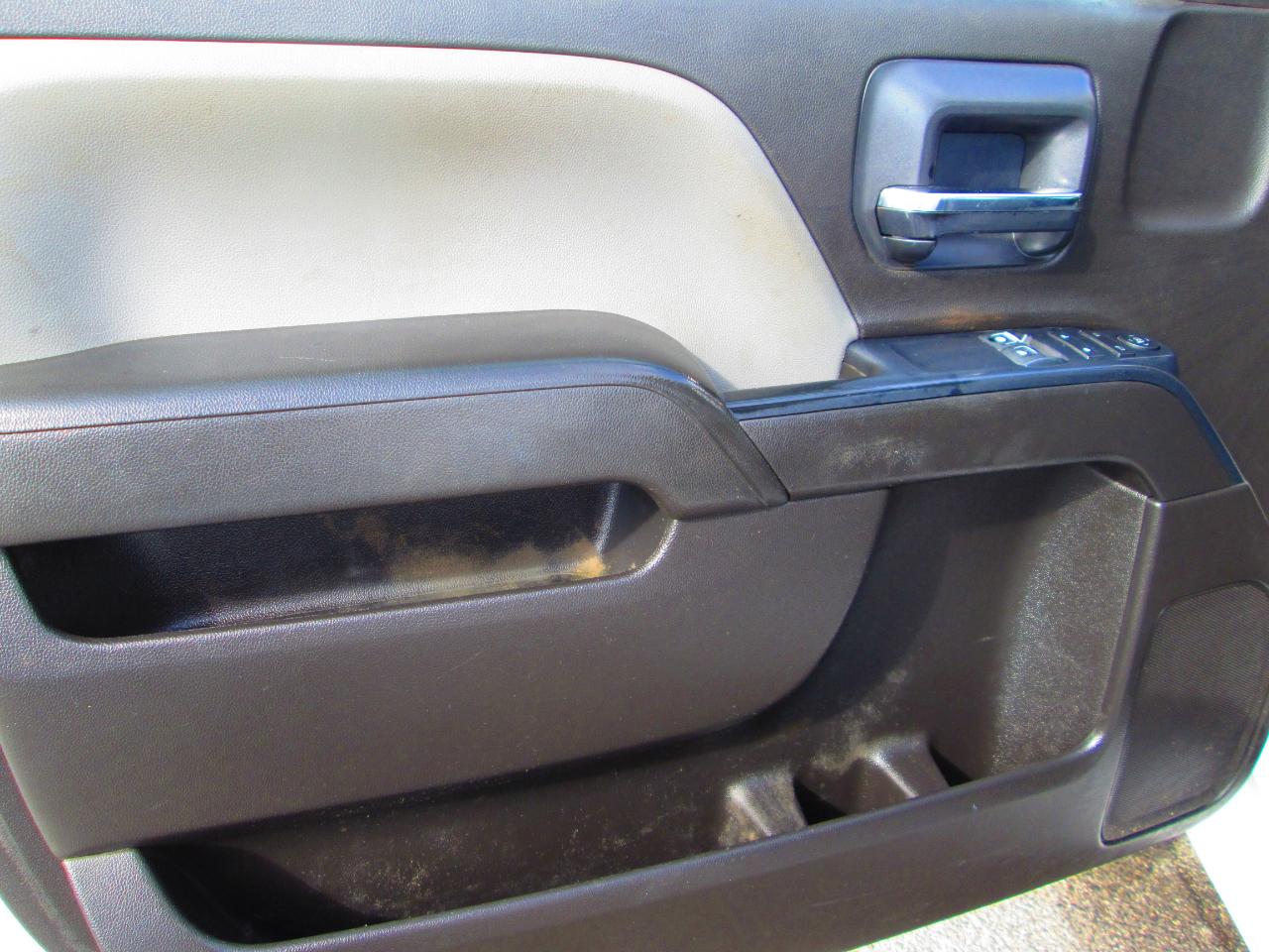 Chevrolet Silverado 2500HD 4WD Reg Cab 133.6" Work Truck 2018