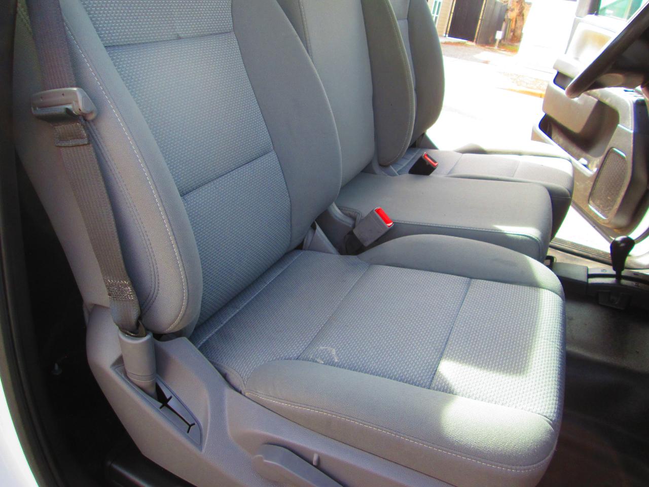 Chevrolet Silverado 2500HD 4WD Reg Cab 133.6" Work Truck 2018