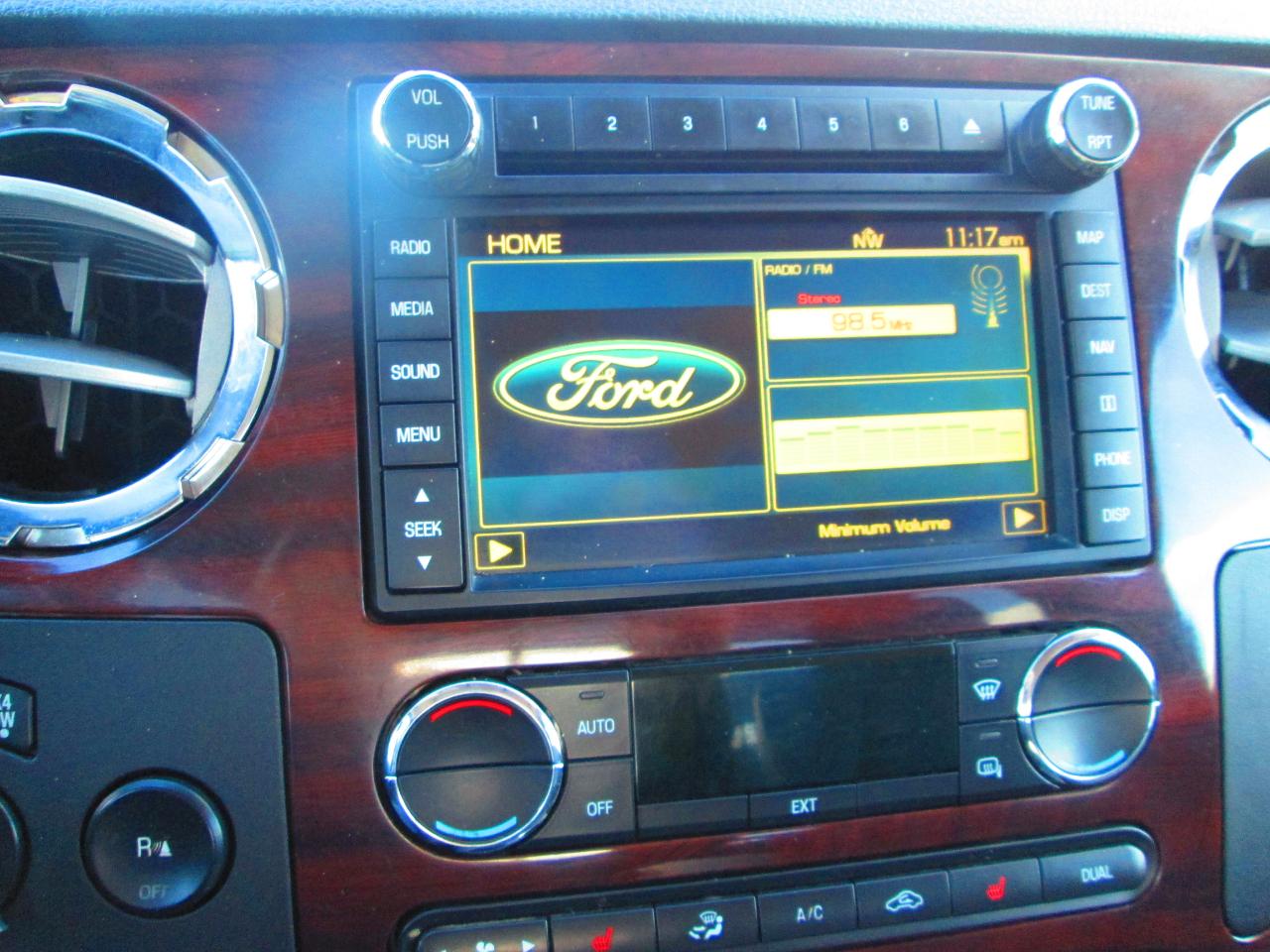 Ford Super Duty F-350 SRW 4WD Crew Cab 156" Lariat 2009