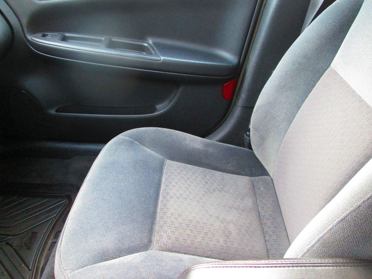 Chevrolet Impala 4dr Sdn LT Fleet 2011