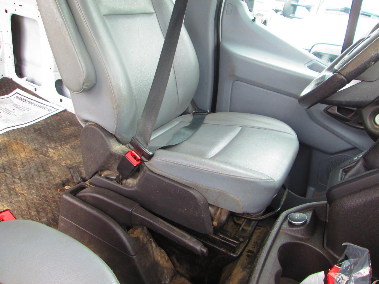 Ford Transit Van T-250 148" Med Rf 9000 GVWR Sliding RH Dr 2019