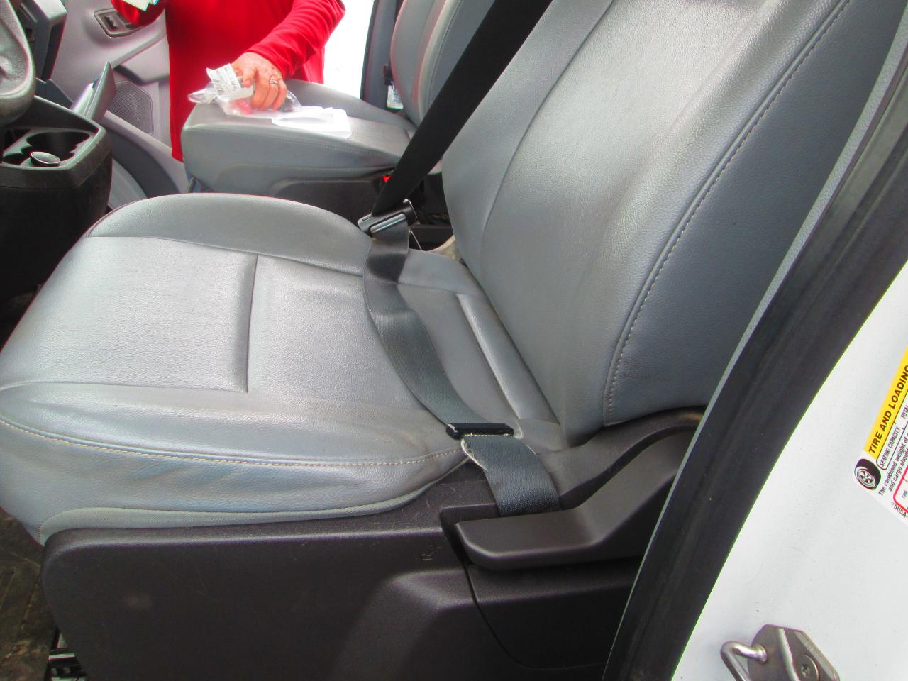 Ford Transit Van T-250 148" Med Rf 9000 GVWR Sliding RH Dr 2019