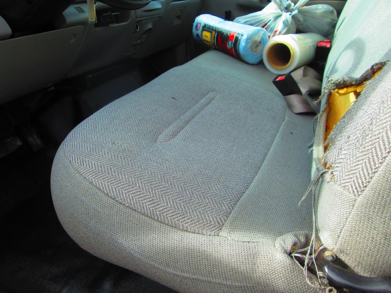 Ford Super Duty F-450 Reg Cab 141" WB XLT 2001