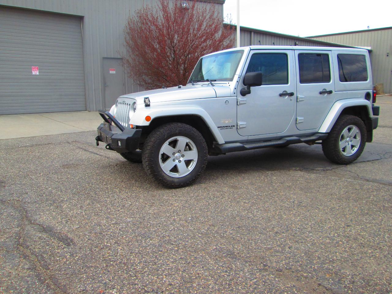 Jeep Wrangler Unlimited 4WD 4dr Sahara 2012