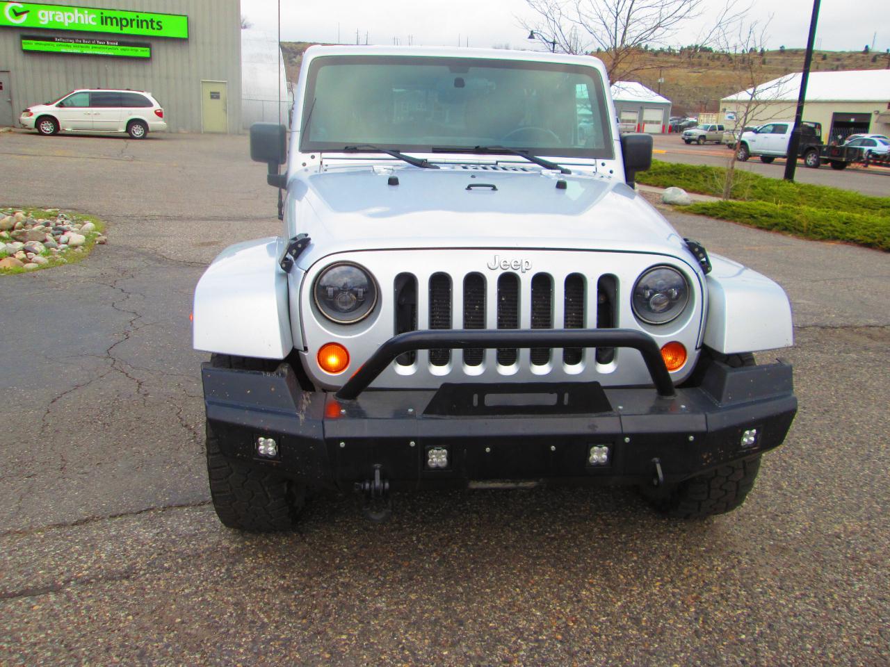 Jeep Wrangler Unlimited 4WD 4dr Sahara 2012