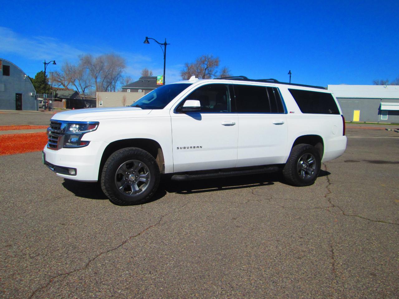 Chevrolet Suburban 4WD 4dr 1500 LT 2019