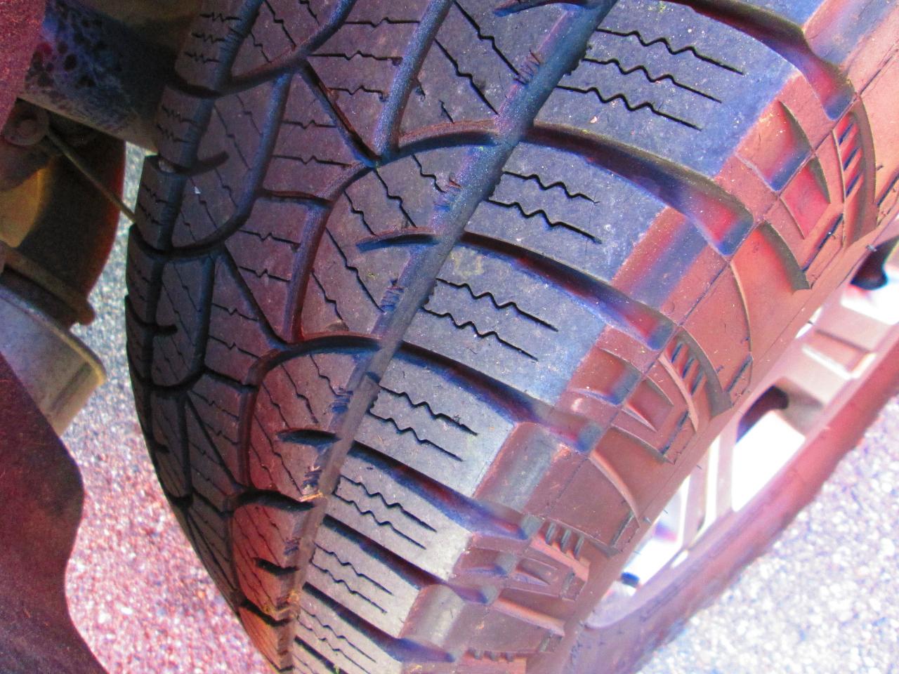 Chevrolet Suburban 4WD 4dr 1500 LT 2019