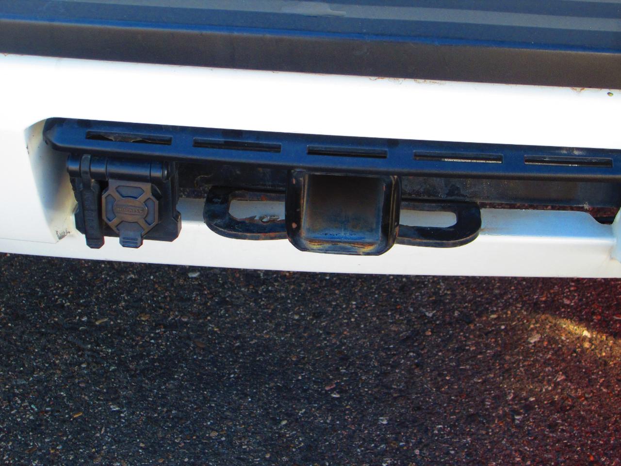 Chevrolet Suburban 4WD 4dr 1500 LT 2019