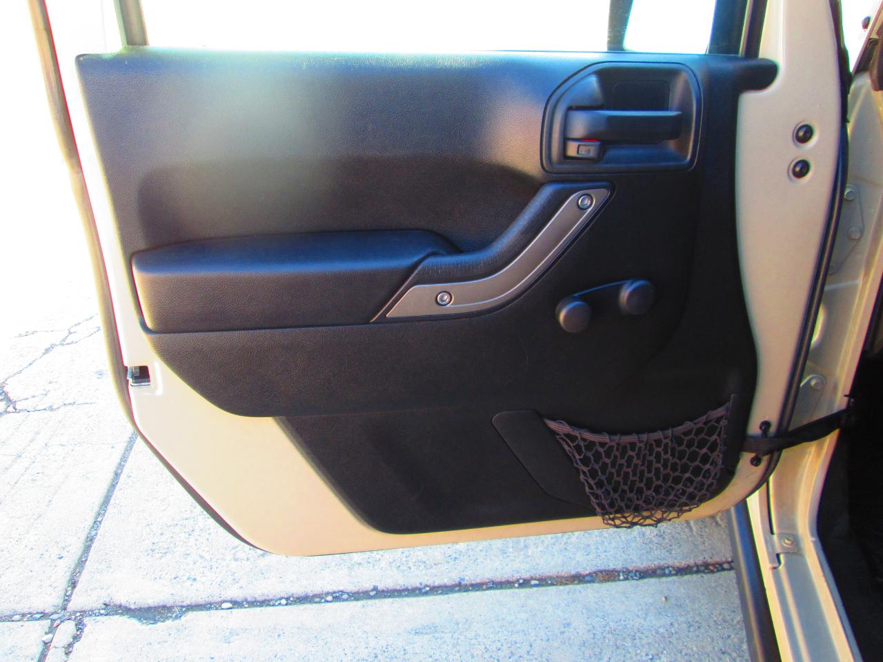 Jeep Wrangler Willys Wheeler 4x4 2017