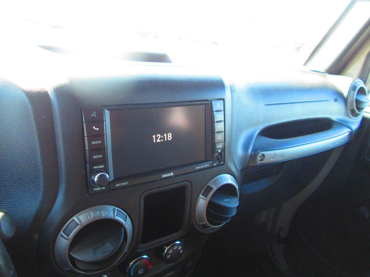 Jeep Wrangler Willys Wheeler 4x4 2017