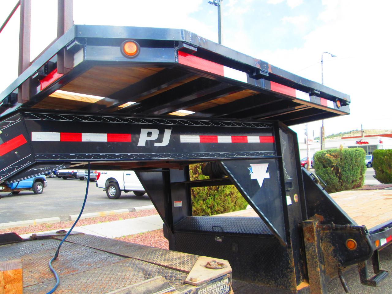 PJ Trailers Gooseneck 3F392  2017