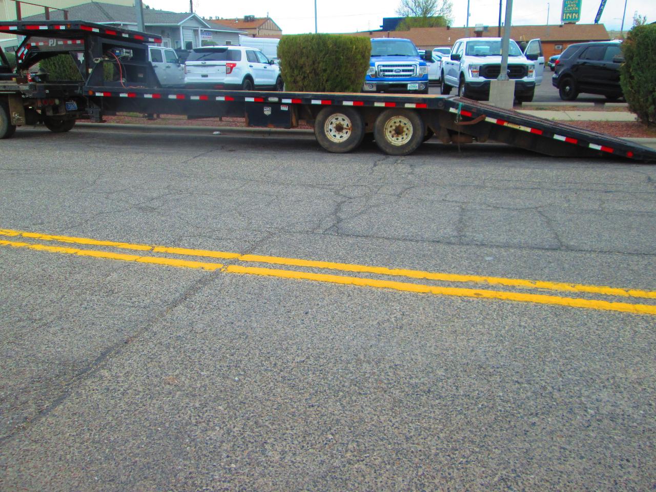 PJ Trailers Gooseneck 3F392  2017