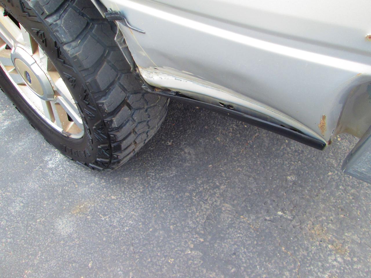 Ford F-150 SuperCrew 139" Lariat 4WD 2006