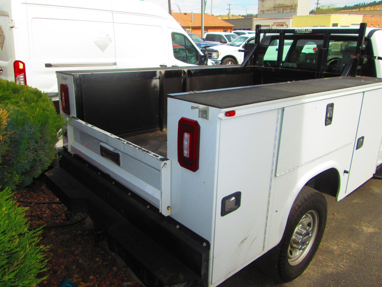 Ford Super Duty F-250 SRW XL 4WD Crew Cab 8' Box 2019