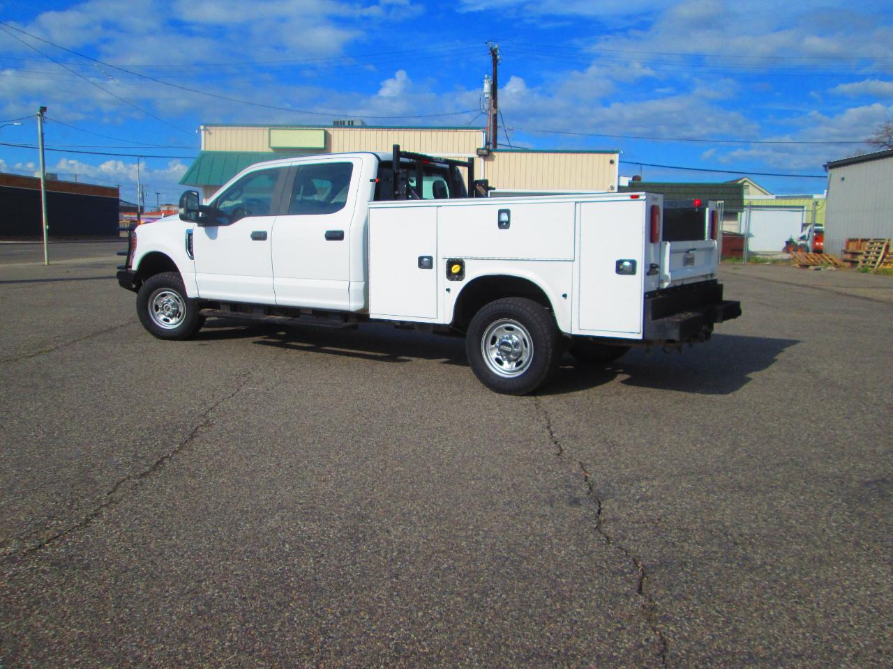 Ford Super Duty F-250 SRW XL 4WD Crew Cab 8' Box 2019