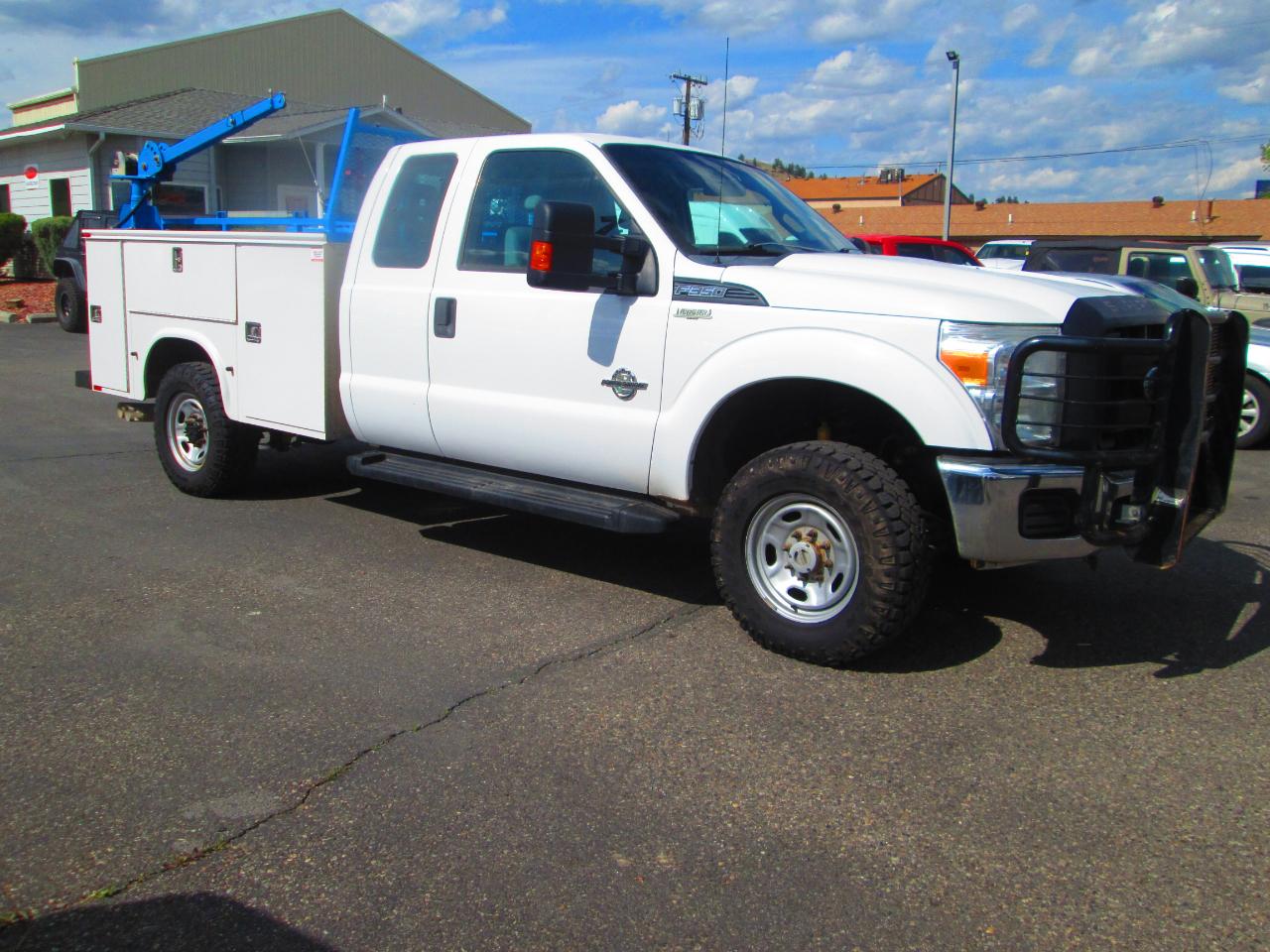 Ford Super Duty F-350 SRW 4WD SuperCab 158" XL 2015