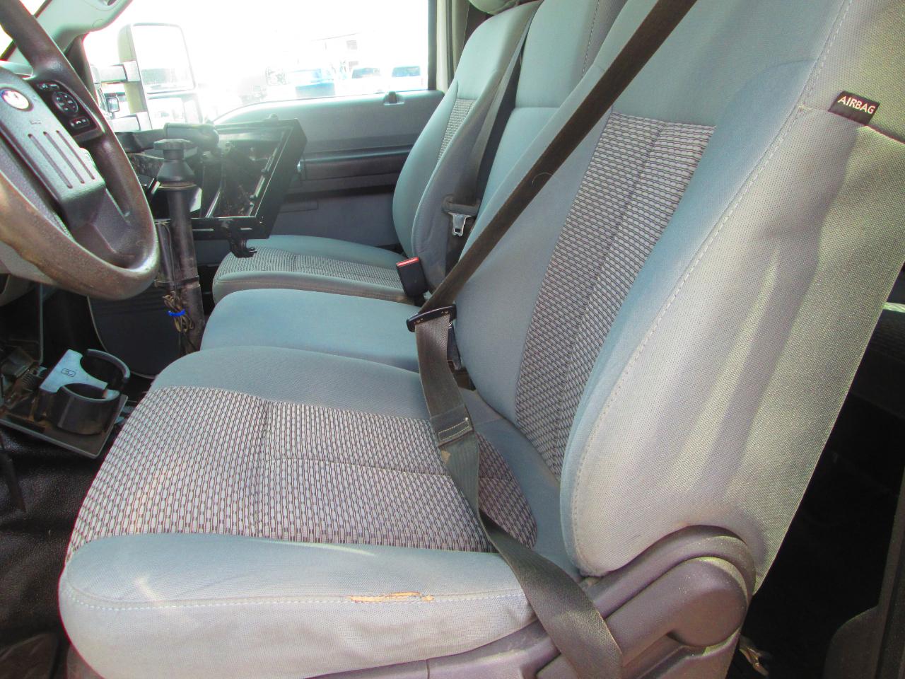Ford Super Duty F-450 DRW 2WD Crew Cab 176" WB 60" CA XLT 2014