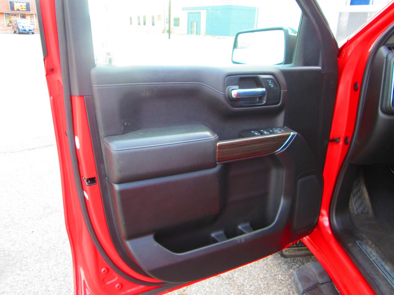 Chevrolet Silverado 1500 4WD Crew Cab 147" LT 2020
