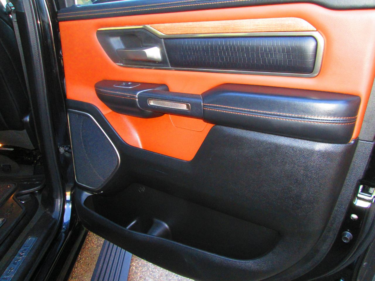 RAM 1500 Longhorn 4x4 Crew Cab 5'7" Box 2023