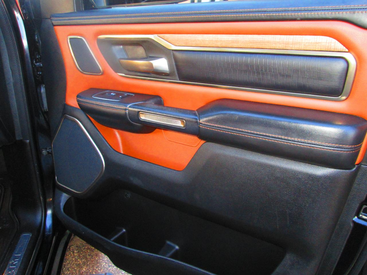 RAM 1500 Longhorn 4x4 Crew Cab 5'7" Box 2023