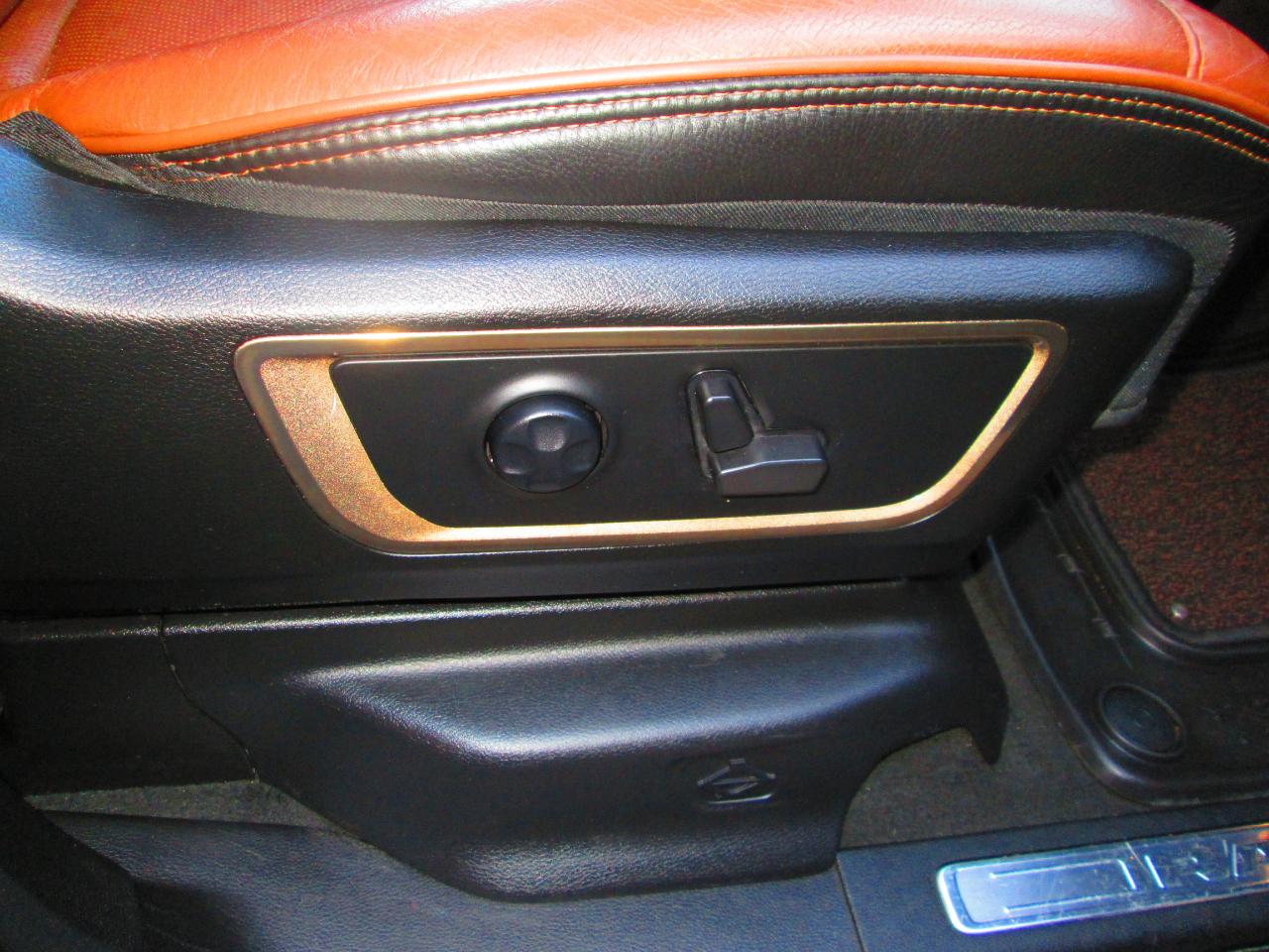 RAM 1500 Longhorn 4x4 Crew Cab 5'7" Box 2023
