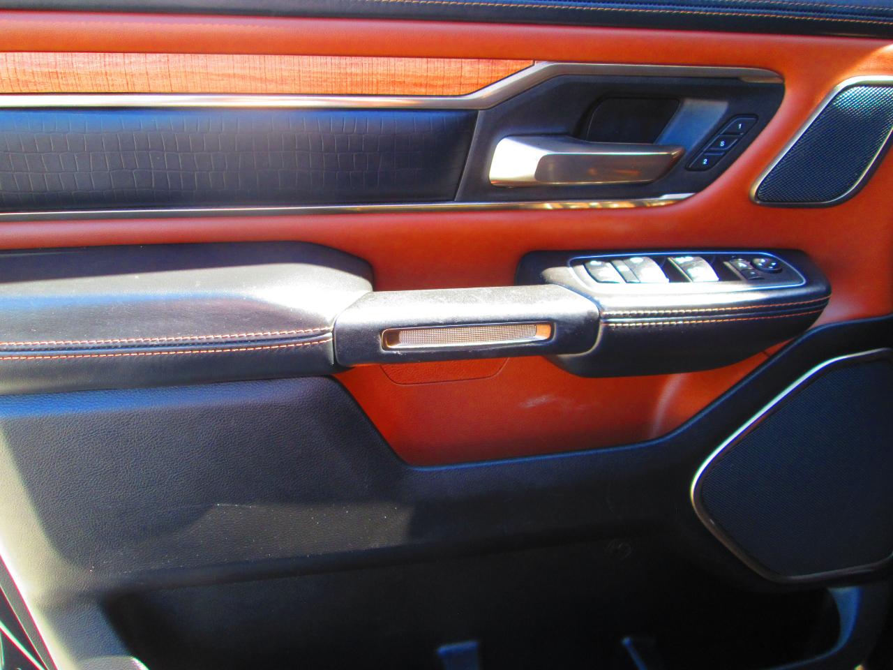 RAM 1500 Longhorn 4x4 Crew Cab 5'7" Box 2023