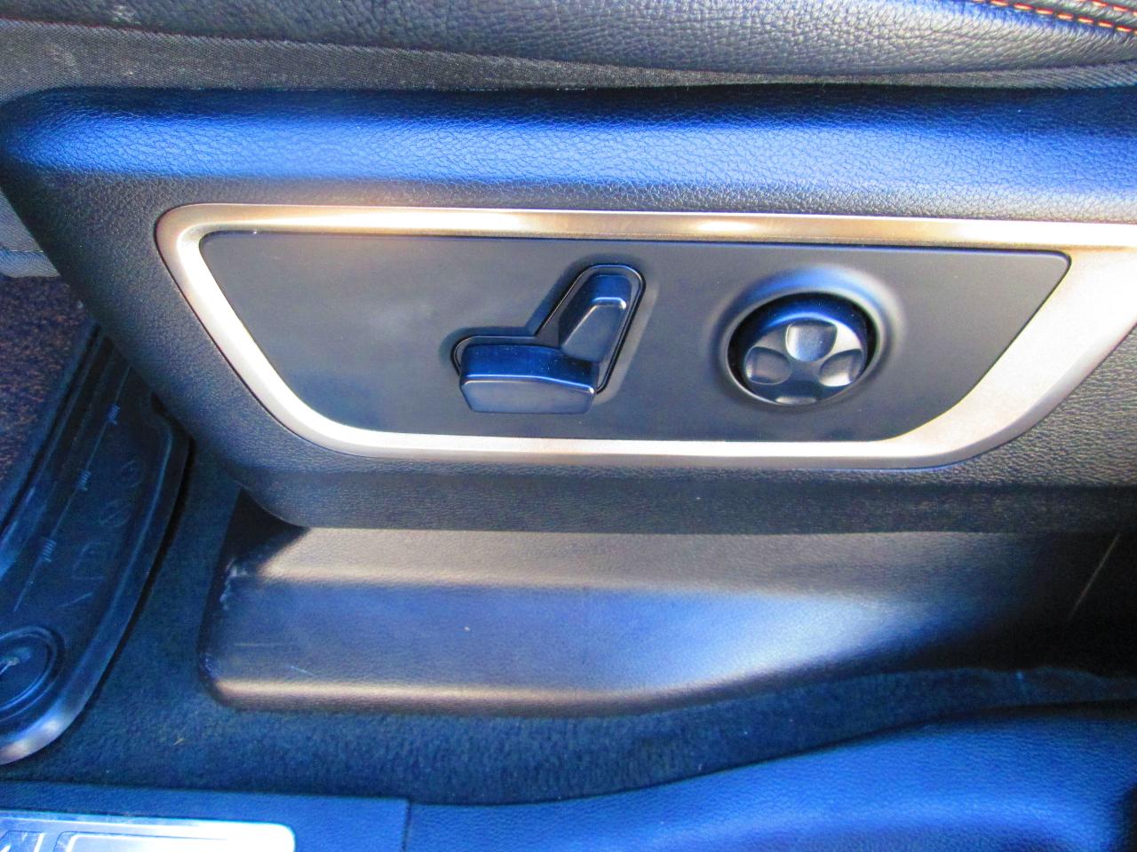 RAM 1500 Longhorn 4x4 Crew Cab 5'7" Box 2023