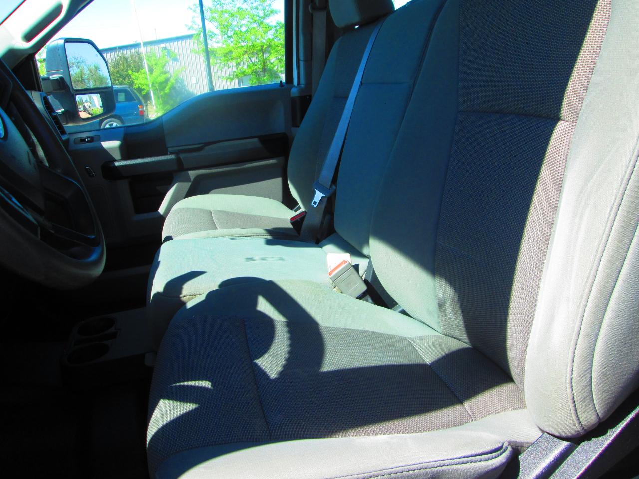 Ford Super Duty F-250 SRW XL 4WD SuperCab 8' Box 2019