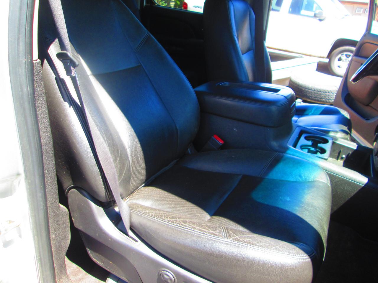 Chevrolet Silverado 3500HD 4WD Crew Cab 167.7" LTZ 2013