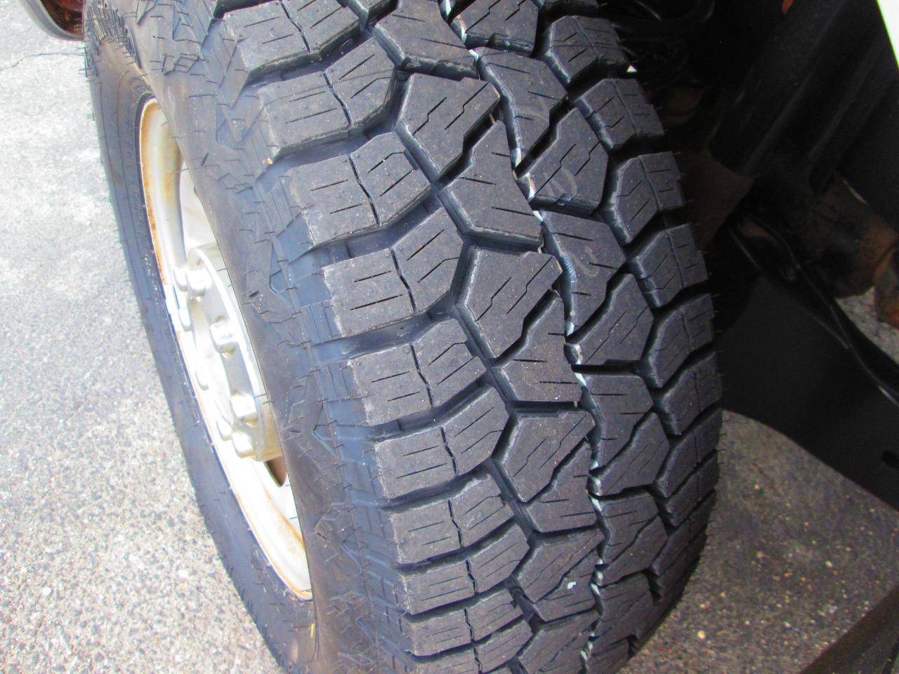 Ford Super Duty F-350 SRW 4WD Crew Cab 172" XL 2012