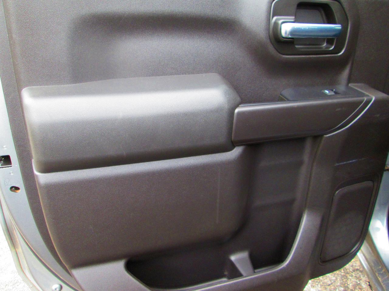 Chevrolet Silverado 1500 4WD Crew Cab 147" LT 2020