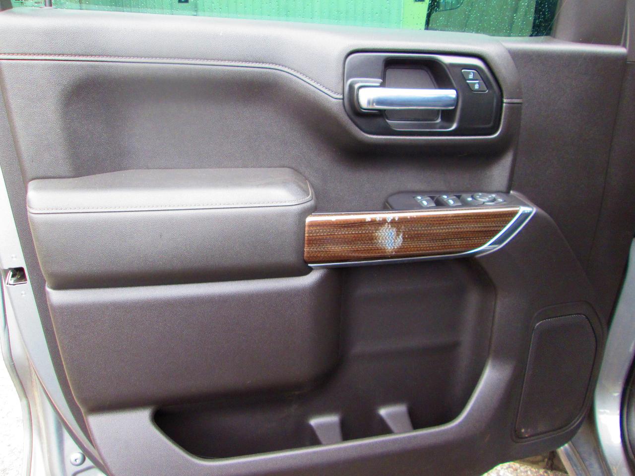 Chevrolet Silverado 1500 4WD Crew Cab 147" LT 2020