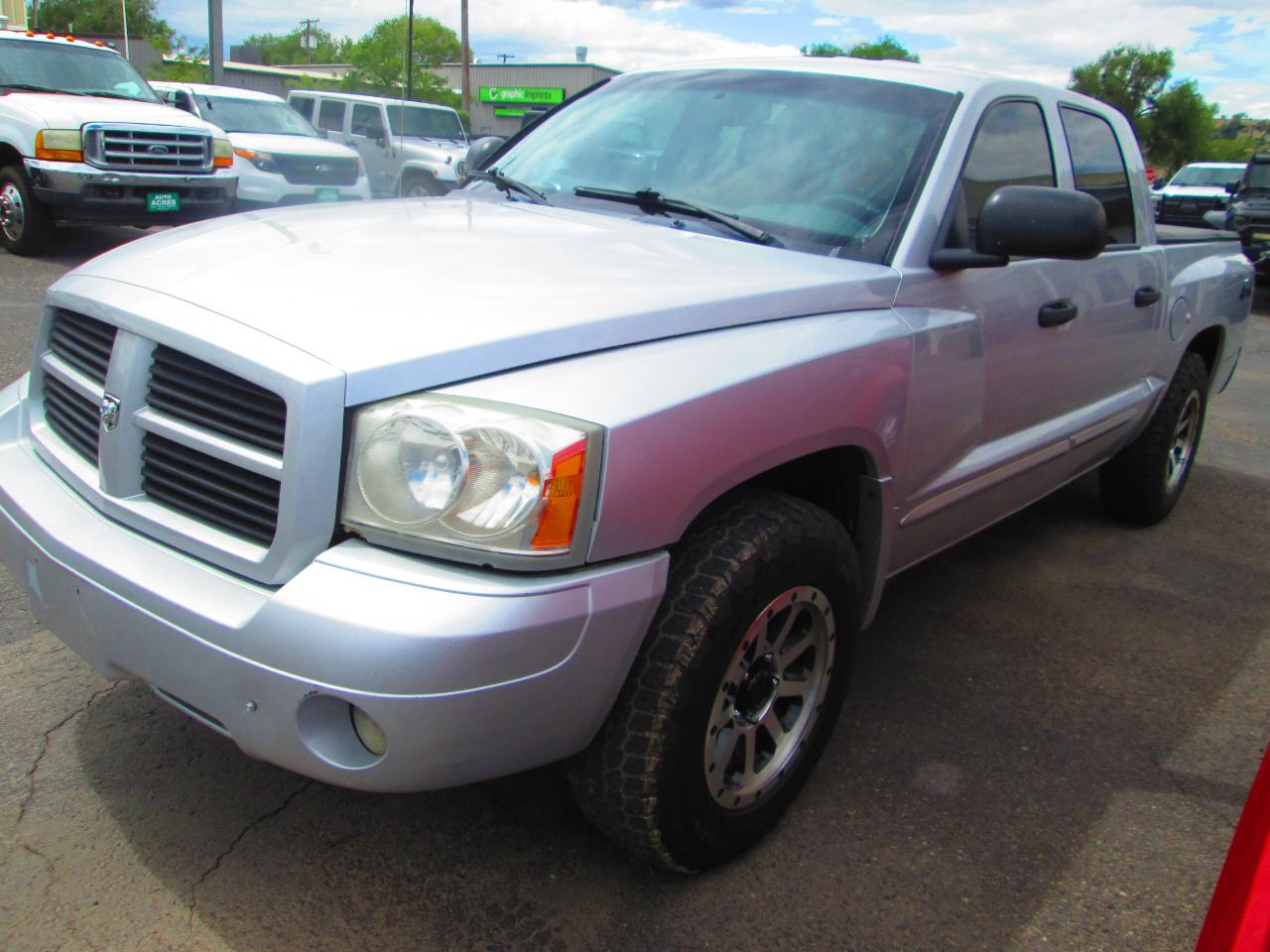 2006 Dodge Dakota 4dr Quad Cab 131 4WD Laramie