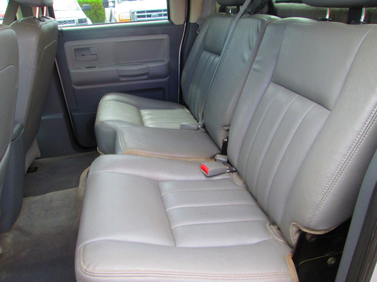 Dodge Dakota 4dr Quad Cab 131 4WD Laramie 2006