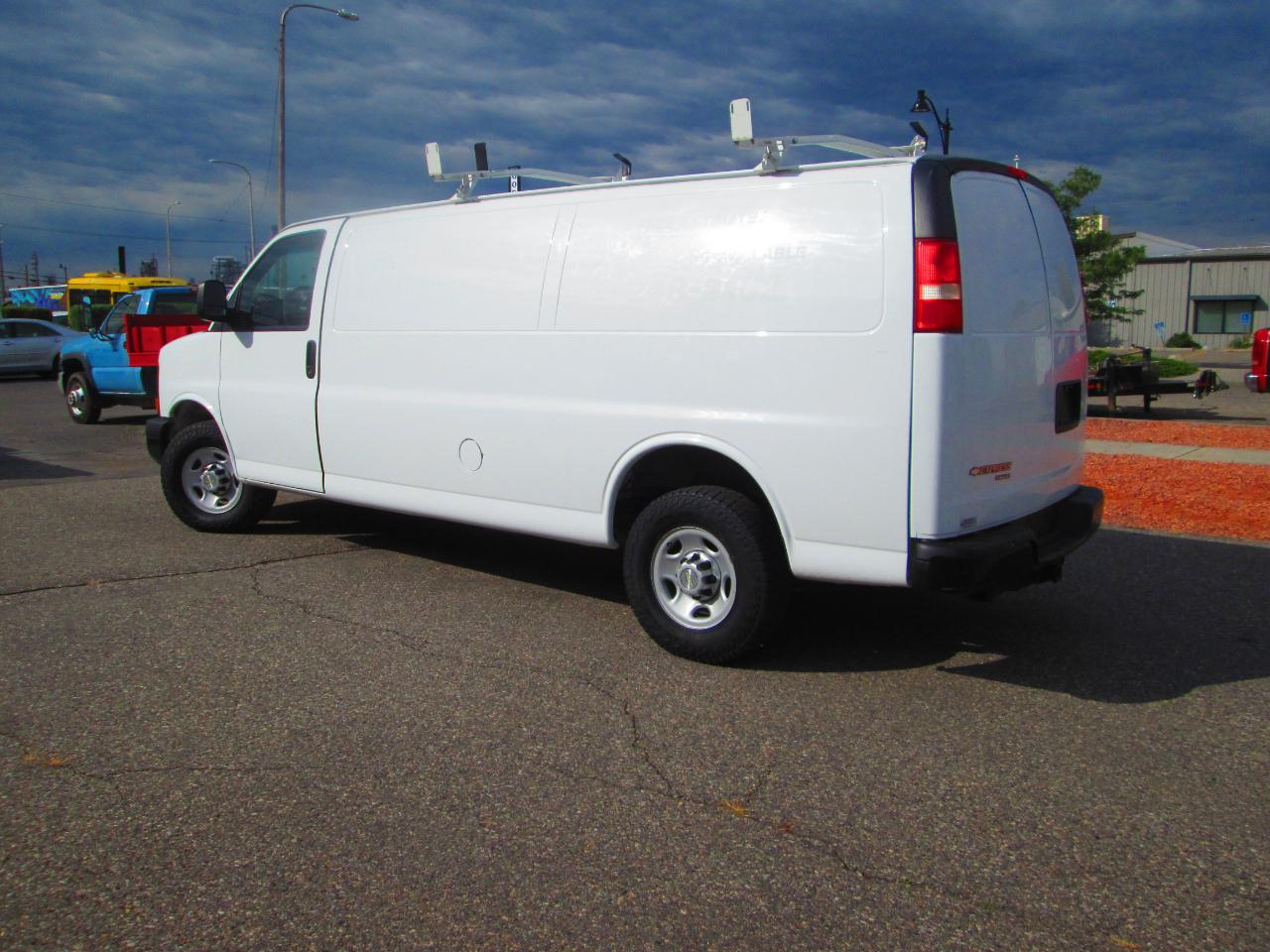 Chevrolet Express 2500  2014
