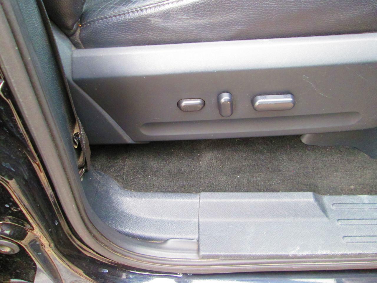 Ford Expedition EL 4WD 4dr XLT 2016