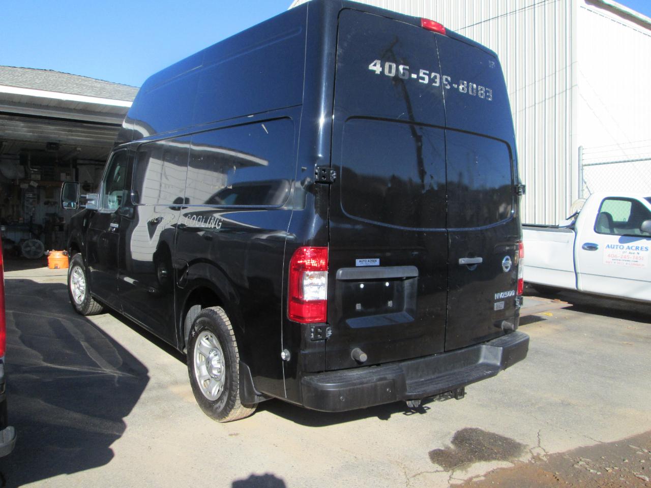 Nissan NV High Roof 2500 V8 SV 2016
