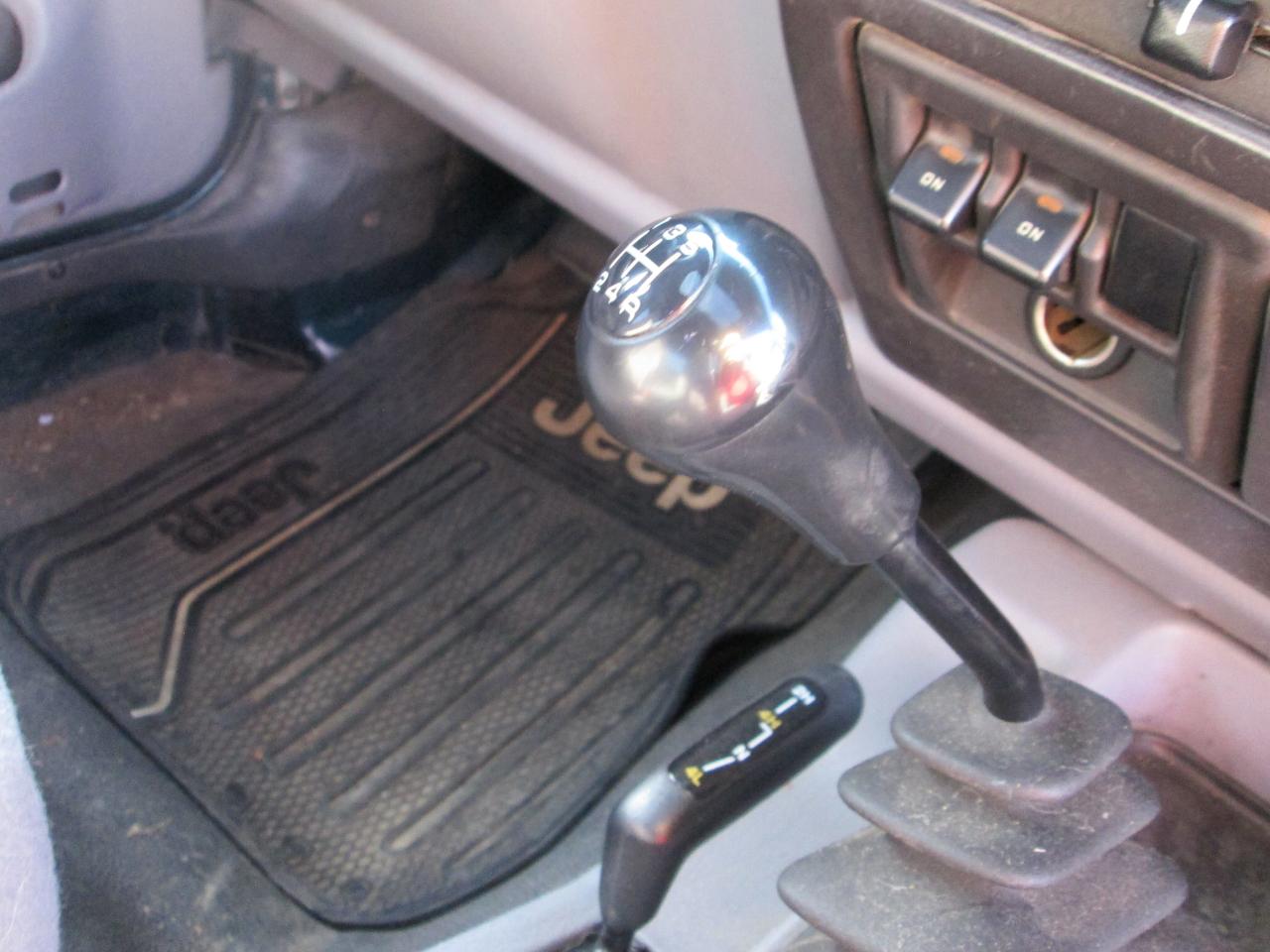 Jeep Wrangler 2dr Sport 1998