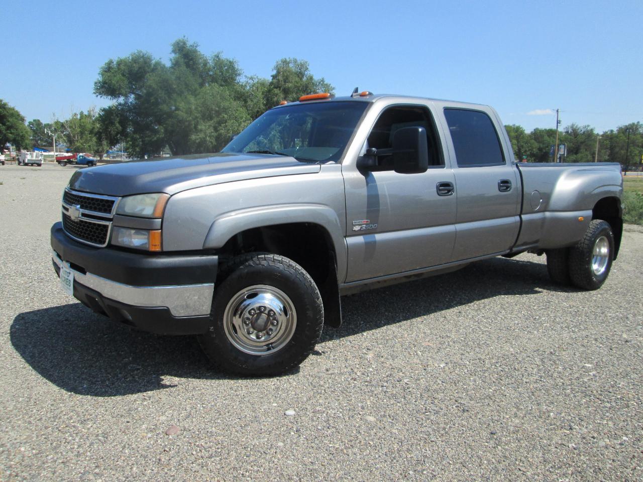 Chevrolet Silverado 3500 Crew Cab 167" WB 4WD DRW LT2 2006