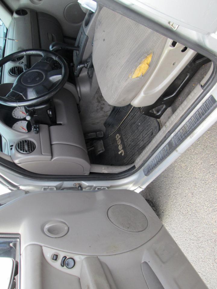 Jeep Liberty 4dr Sport 4WD 2003