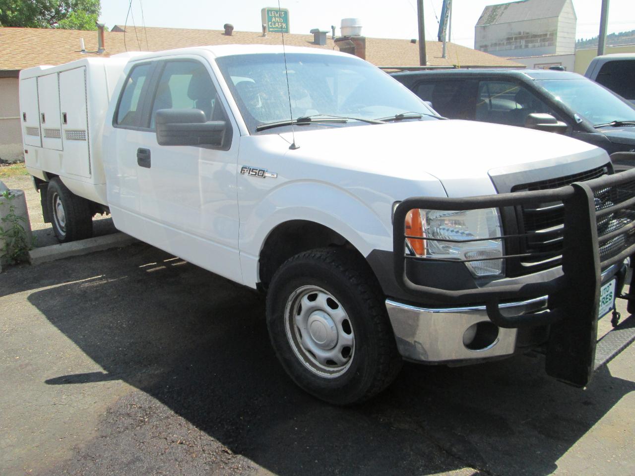 Ford F-150 4WD SuperCrew 150" XL 2014